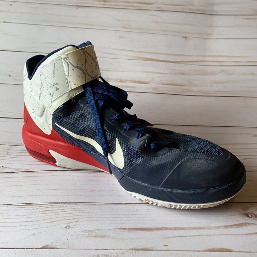 Nike Air Max High Top Men’s Basketball Shoes